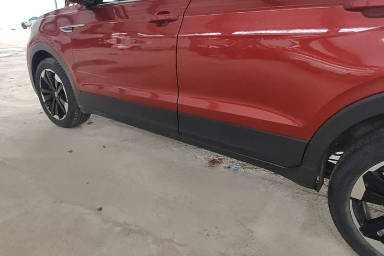 Used Volkswagen Tacqua 2020 1.5L Automatic Yue Left Side Sill