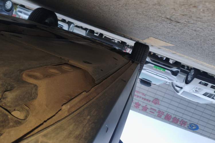 Used Volkswagen Tacqua 2020 1.5L Automatic Yue Left Side Sill