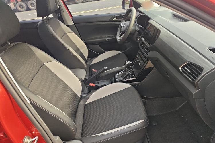 Used Volkswagen Tacqua 2020 1.5L Automatic Yue Right Front Seat