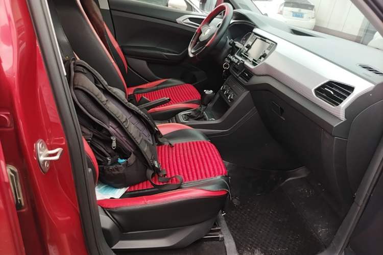 Used Volkswagen Tacqua 2020 1.5L Automatic Shang Right Front Seat