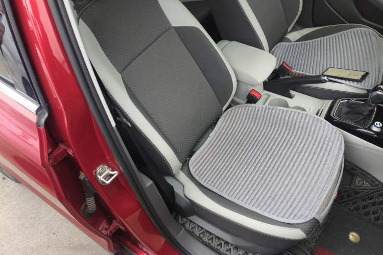 Used Volkswagen Tacqua 2020 1.5L Automatic Yue Right Front Seat
