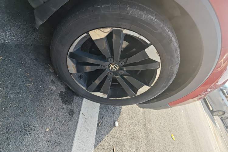 Used Volkswagen Tacqua 2020 1.5L Automatic Yue Right Front Wheel Hub