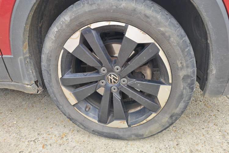 Used Volkswagen Tacqua 2020 1.5L Automatic Yue Right Front Wheel Hub