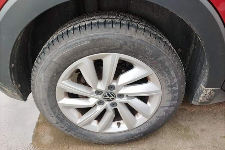 Used Volkswagen Tacqua 2020 1.5L Automatic Shang Right Rear Wheel Hub
