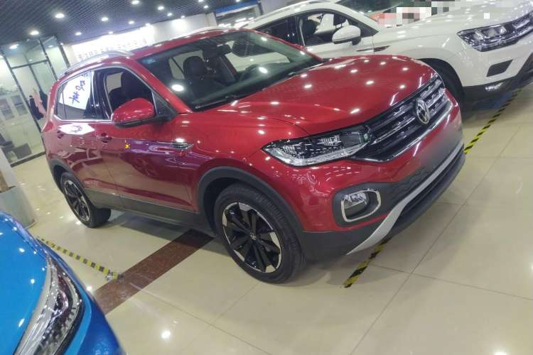 Used Volkswagen Tacqua 2020 1.5L Automatic Yue Right Side