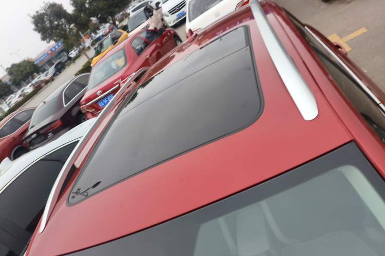 Used Volkswagen Tacqua 2020 1.5L Automatic Yue Roof