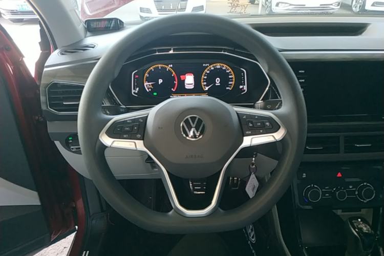 Used Volkswagen Tacqua 2020 1.5L Automatic Yue Steering Wheel