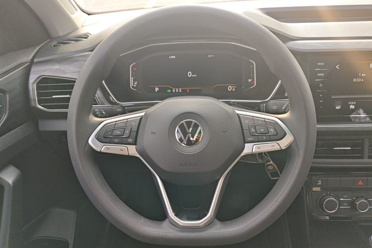 Used Volkswagen Tacqua 2020 1.5L Automatic Yue Steering Wheel