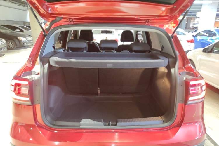 Used Volkswagen Tacqua 2020 1.5L Automatic Shang Trunk