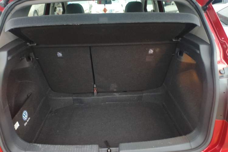 Used Volkswagen Tacqua 2020 1.5L Automatic Yue Trunk