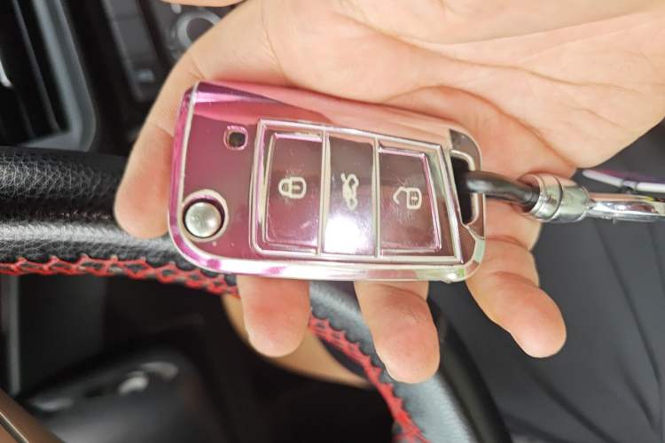 Used Volkswagen Tacqua 2020 1.5L Automatic Yue Vehicle Key