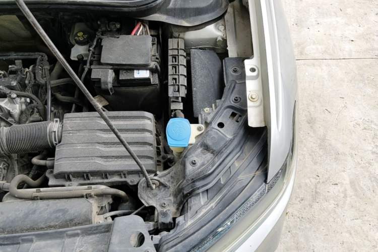 Used Volkswagen Tacqua 2020 1.5L Automatic Yue Engine Bay Left