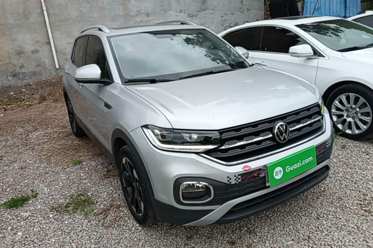 Used Volkswagen Tacqua 2020 1.5L Automatic Yue Front Right 45 Deg