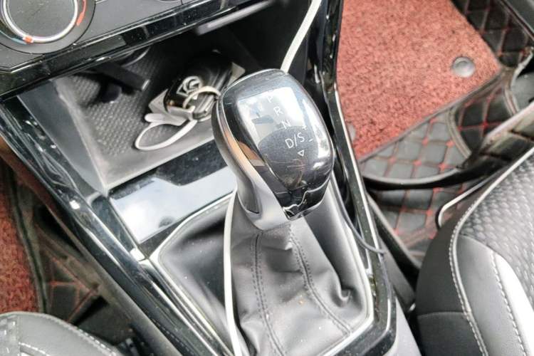 Used Volkswagen Tacqua 2020 1.5L Automatic Yue Gear Lever