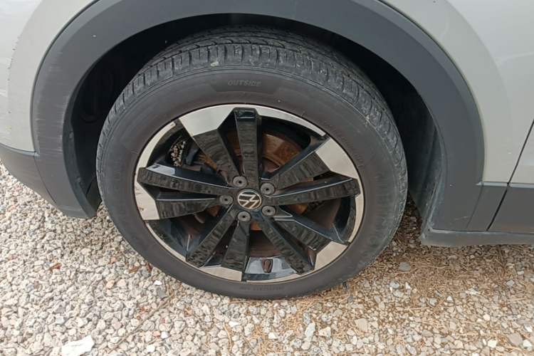 Used Volkswagen Tacqua 2020 1.5L Automatic Yue Left Front Wheel Hub