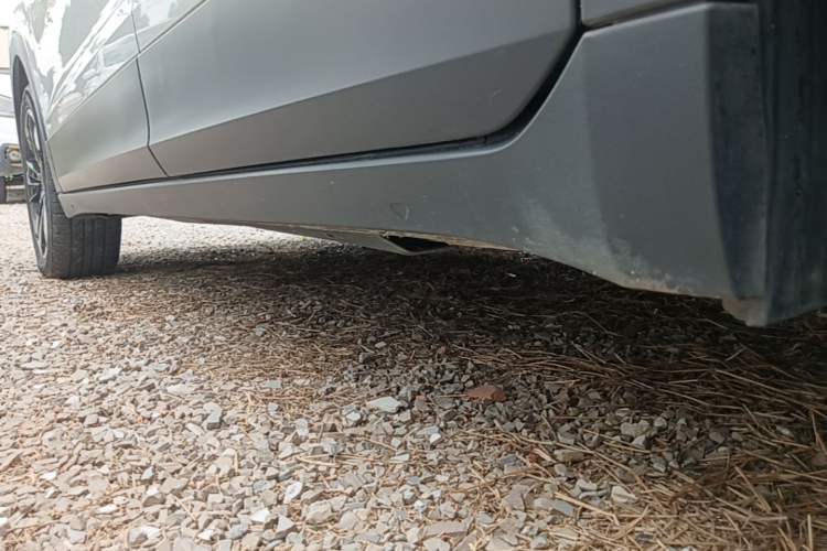 Used Volkswagen Tacqua 2020 1.5L Automatic Yue Left Side Sill