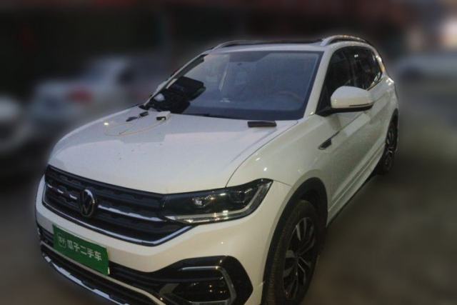 Used Volkswagen Tacqua 2020 1.5L Automatic R-Line