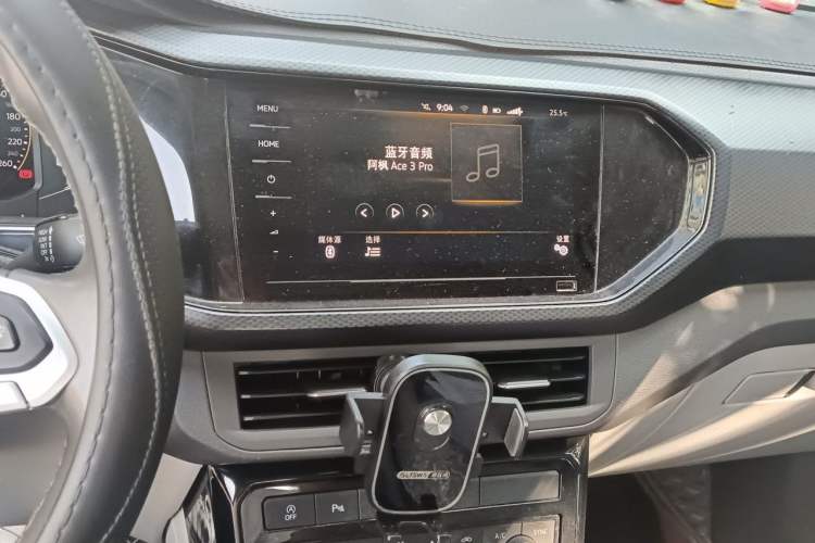 Used Volkswagen Tacqua 2020 280TSI DSG EnjoyPro Audio And AC Panel
