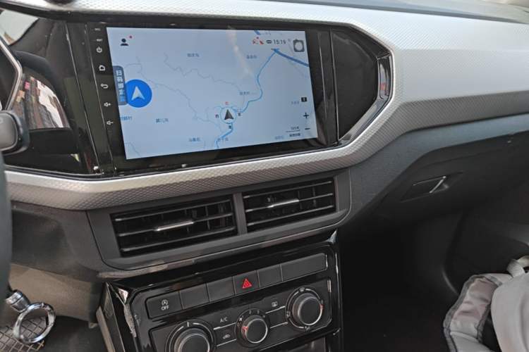 Used Volkswagen Tacqua 2020 1.5L Automatic Yue Audio And AC Panel