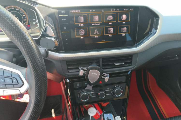 Used Volkswagen Tacqua 2020 1.5L Automatic Yue Audio And AC Panel