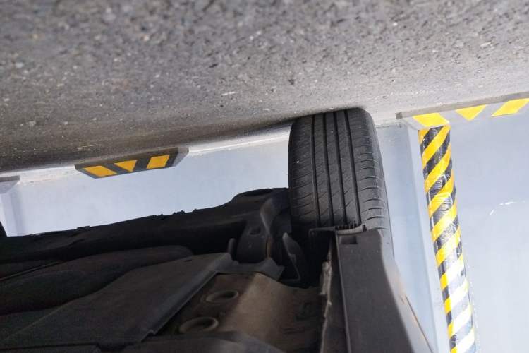 Used Volkswagen Tacqua 2020 1.5L Automatic Yue Chassis Rear Right