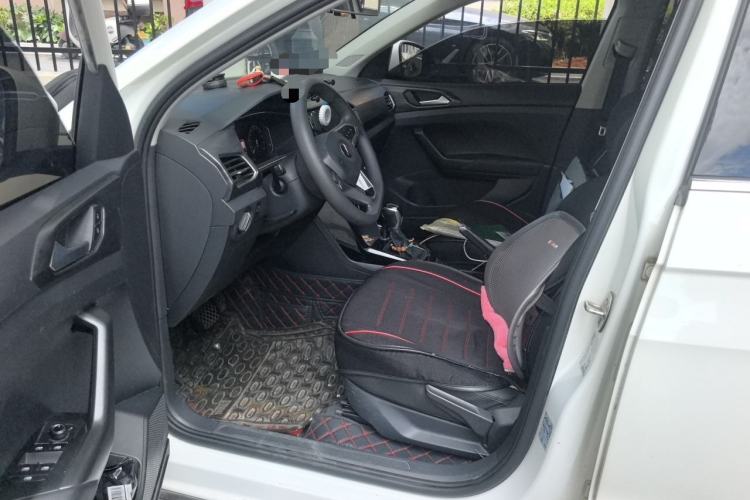 Used Volkswagen Tacqua 2020 1.5L Automatic Yue Driver Seat