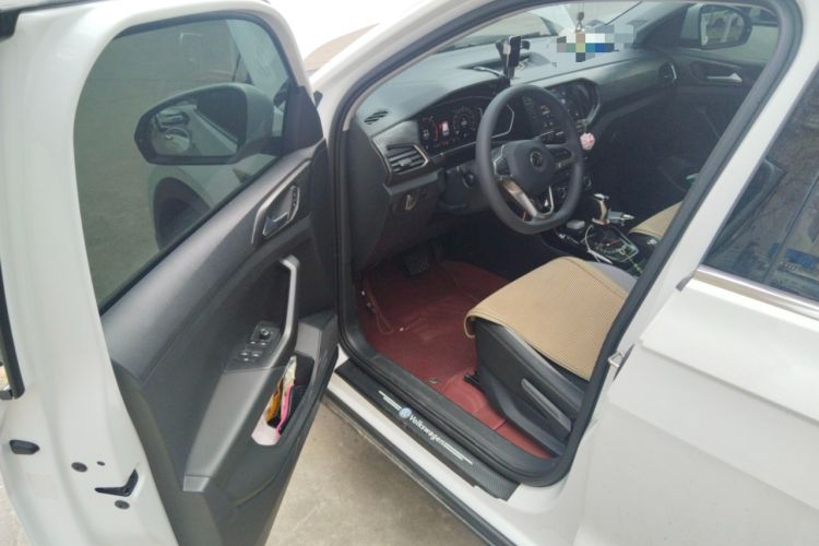 Used Volkswagen Tacqua 2020 1.5L Automatic Yue Driver Seat