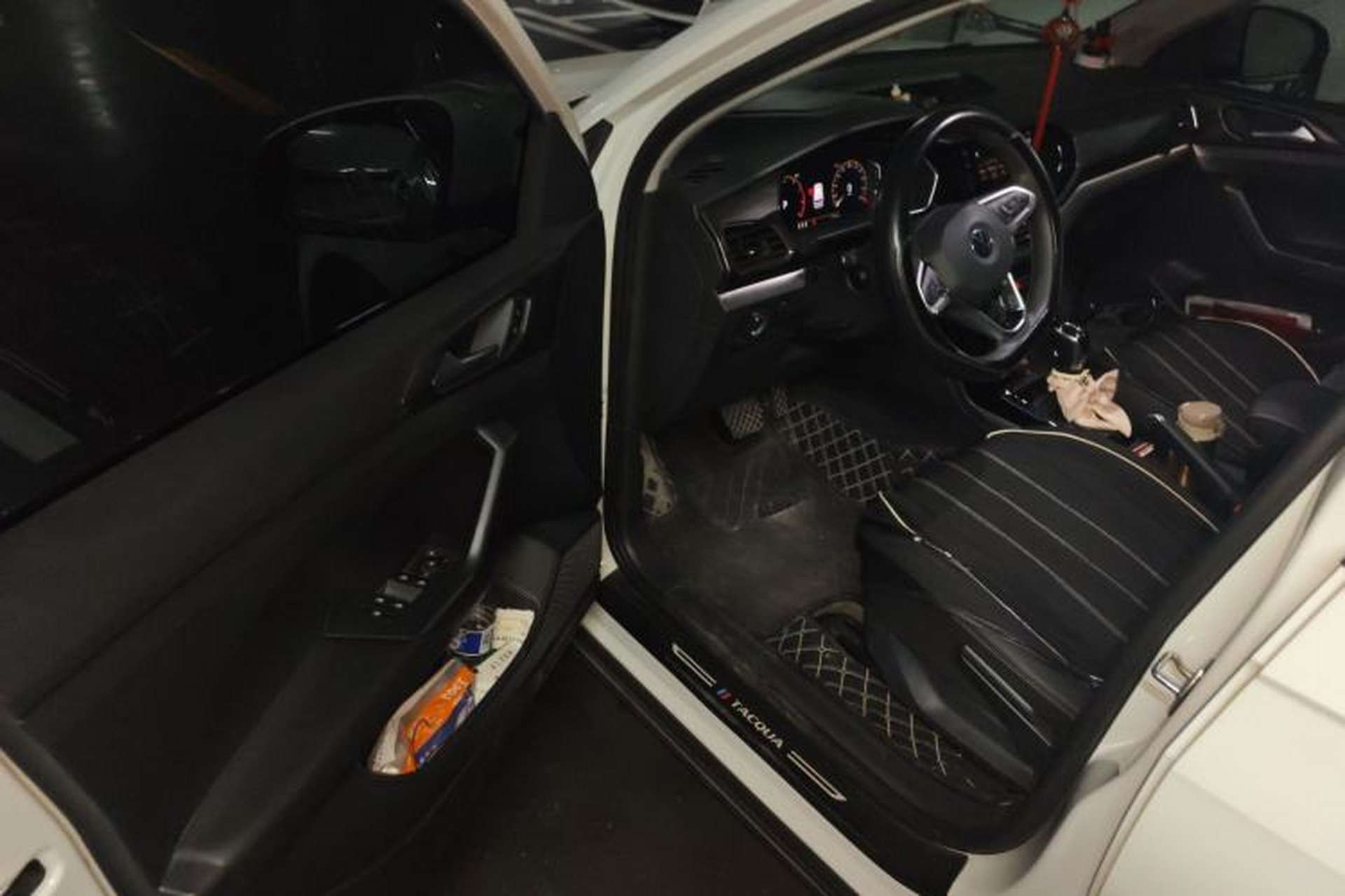 Used Volkswagen Tacqua 2020 1.5L Automatic Yue Driver Seat