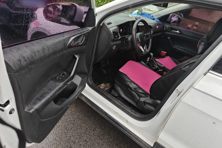 Used Volkswagen Tacqua 2020 1.5L Automatic Yue Driver Seat