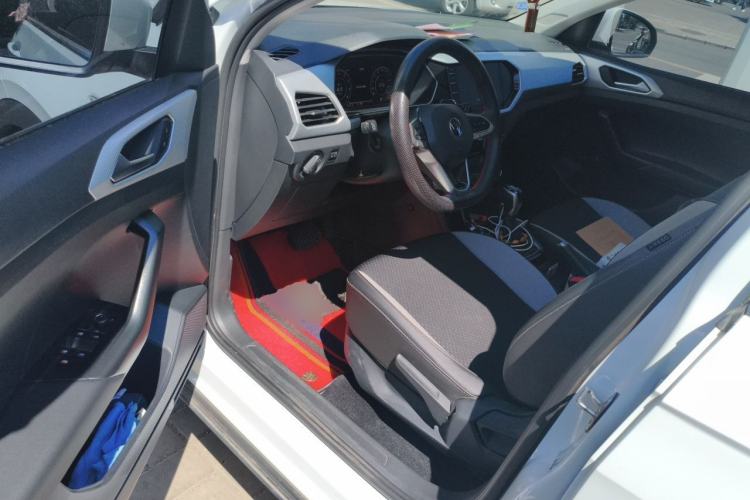 Used Volkswagen Tacqua 2020 1.5L Automatic Yue Driver Seat