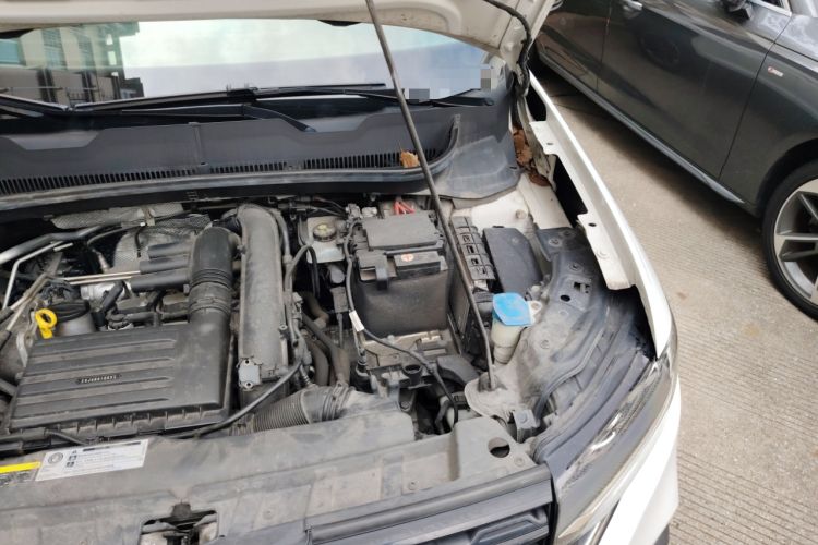 Used Volkswagen Tacqua 2020 280TSI Starry Limited Edition Engine Bay Left