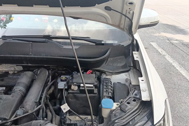 Used Volkswagen Tacqua 2020 280TSI DSG EnjoyPro Engine Bay Left