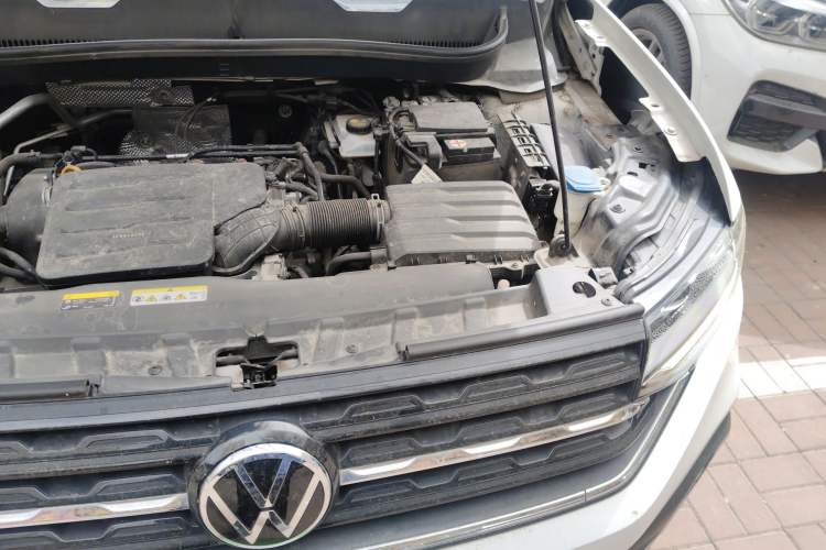 Used Volkswagen Tacqua 2020 1.5L Automatic Yue Engine Bay Left