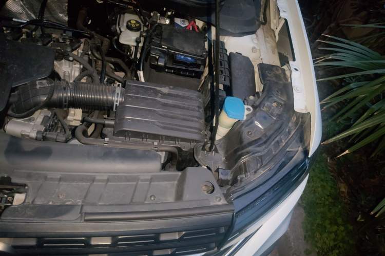 Used Volkswagen Tacqua 2020 1.5L Automatic Yue Engine Bay Left