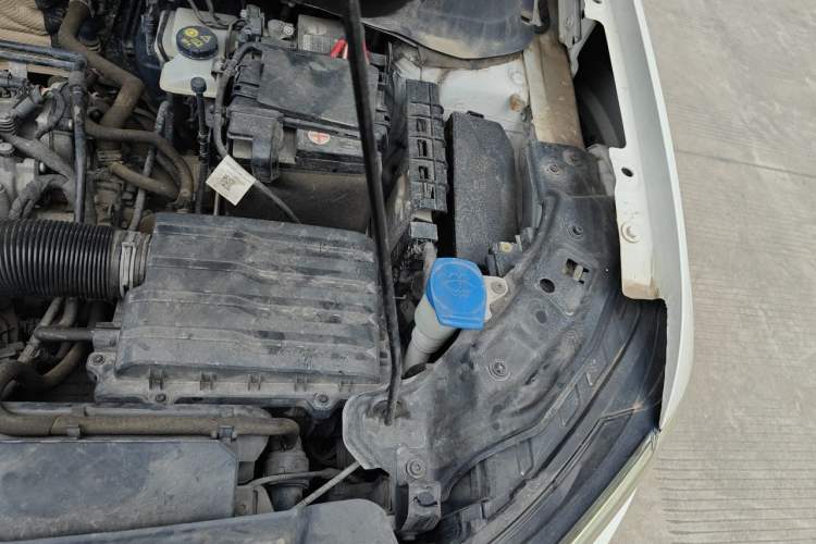Used Volkswagen Tacqua 2020 1.5L Automatic Yue Engine Bay Left