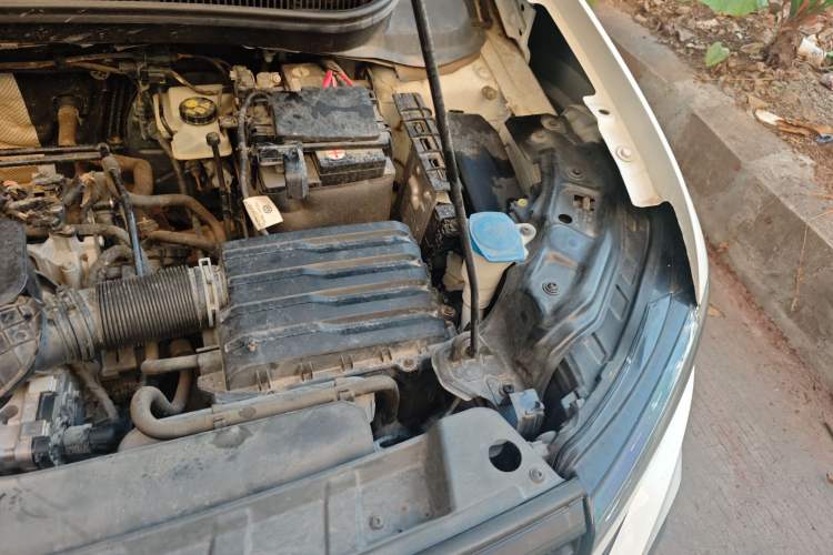 Used Volkswagen Tacqua 2020 1.5L Automatic Yue Engine Bay Left