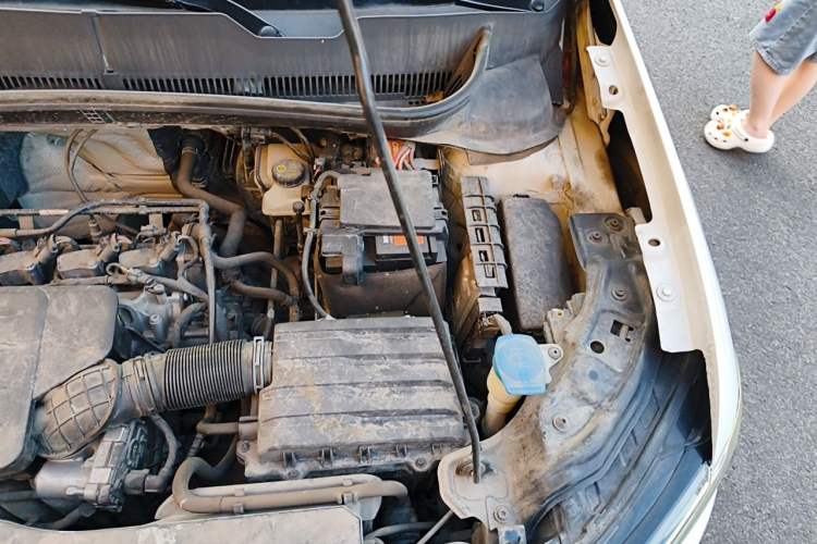 Used Volkswagen Tacqua 2020 1.5L Automatic Yue Engine Bay Left