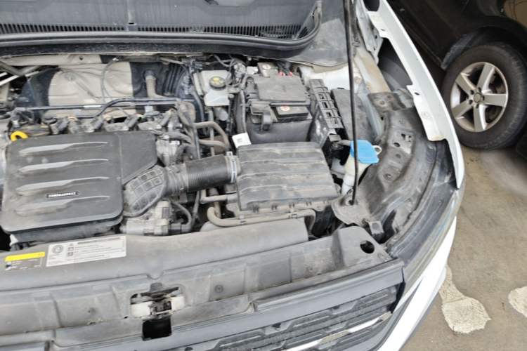 Used Volkswagen Tacqua 2020 1.5L Automatic Shang Engine Bay Left