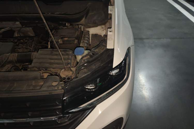 Used Volkswagen Tacqua 2020 1.5L Automatic Yue Engine Bay Left