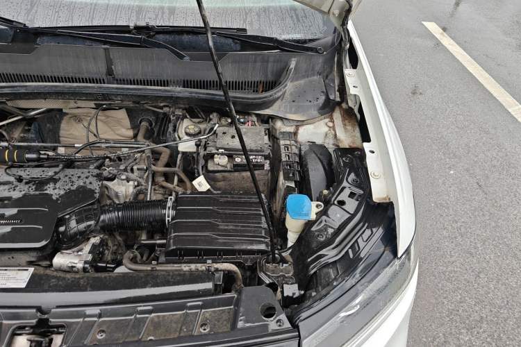 Used Volkswagen Tacqua 2020 1.5L Automatic Yue Engine Bay Left