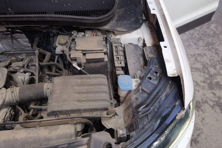 Used Volkswagen Tacqua 2020 1.5L Automatic Yue Engine Bay Left