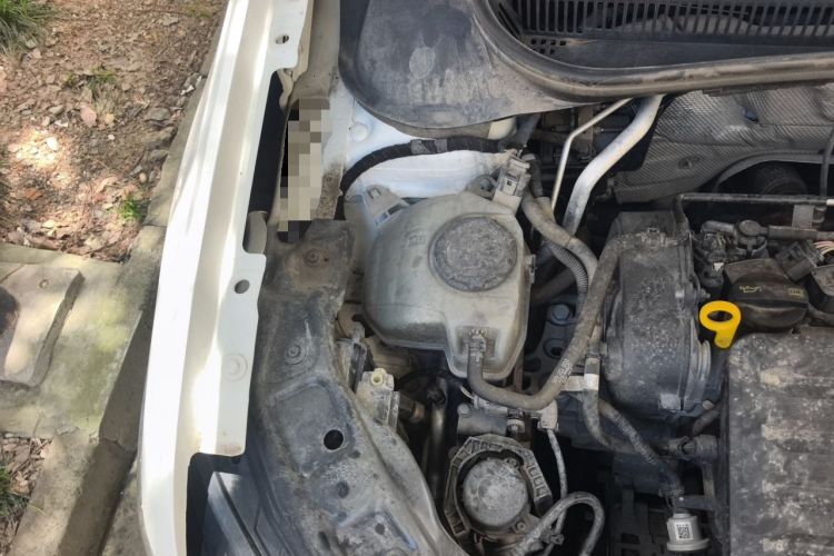 Used Volkswagen Tacqua 2020 1.5L Automatic Yue Engine Bay Right