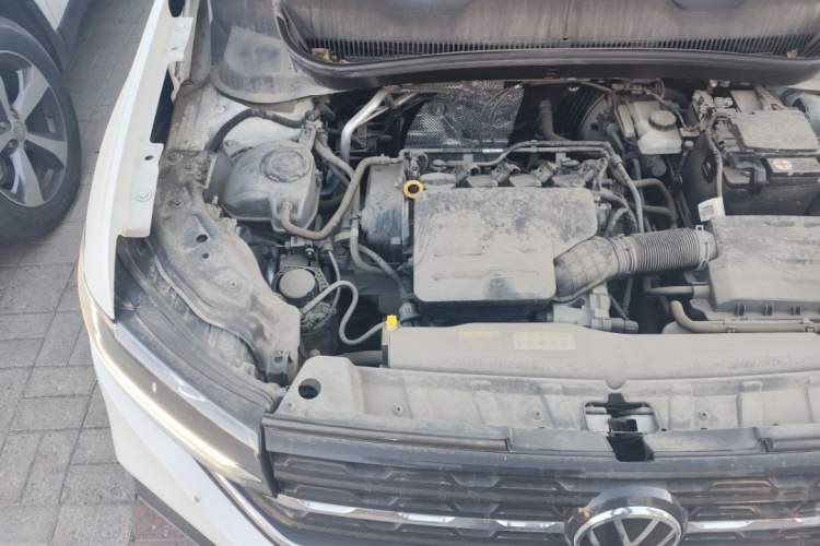 Used Volkswagen Tacqua 2020 1.5L Automatic Yue Engine Bay Right