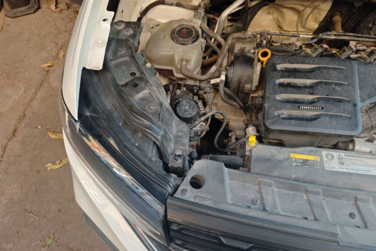 Used Volkswagen Tacqua 2020 1.5L Automatic Yue Engine Bay Right