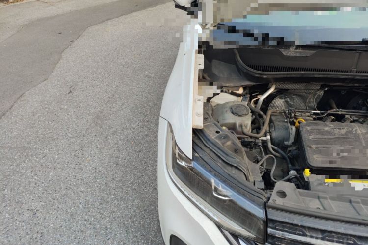 Used Volkswagen Tacqua 2020 1.5L Automatic Yue Engine Bay Right