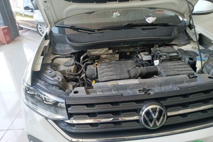 Used Volkswagen Tacqua 2020 1.5L Automatic Yue Engine Bay Right