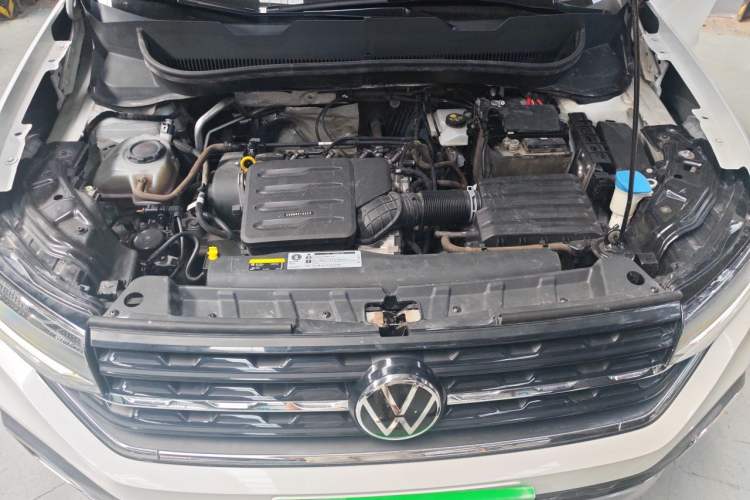 Used Volkswagen Tacqua 2020 1.5L Automatic Yue Engine Bay