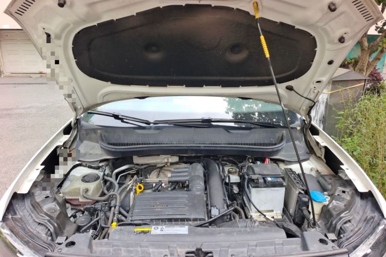 Used Volkswagen Tacqua 2020 280TSI DSG EnjoyPro Engine Bay