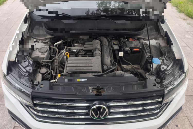 Used Volkswagen Tacqua 2020 280TSI DSG EnjoyPro Engine Bay