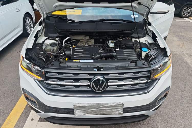 Used Volkswagen Tacqua 2020 1.5L Automatic Yue Engine Bay